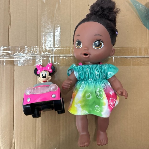 Used Baby Alive plus mini mouse in car - Picture 1 of 3